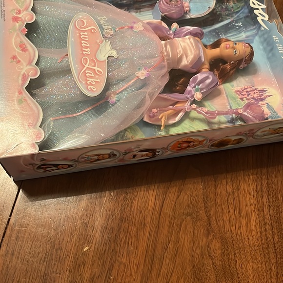 2003 Teresa as the Fairy Queen Barbie - Picture 6 of 8